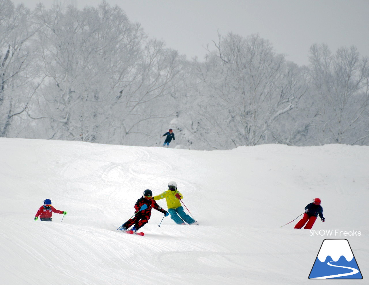 春スキーの聖地『中山峠スキー場』は、初滑りシーズンも凄かった…!!初滑りから粉雪たっぷりの2018年11月☆